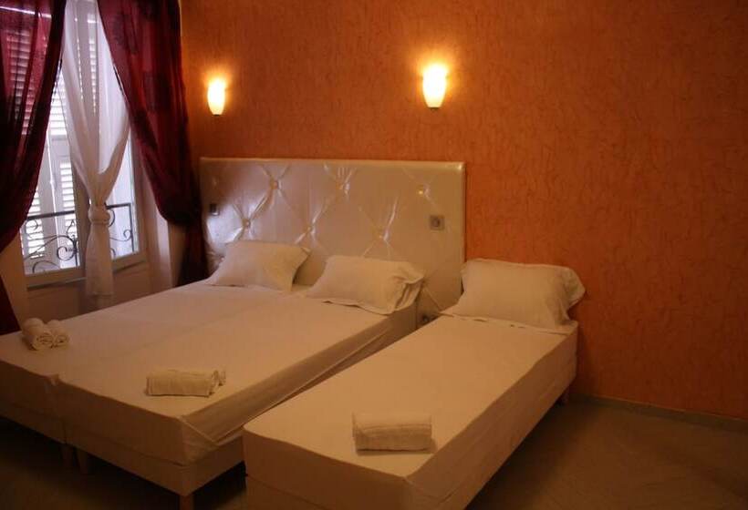 Arcotel Cannes 4 Minutes Du Palais Des Festivals New Management New Team Old Revievv