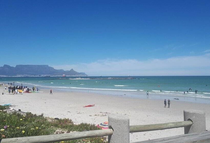 Bed and Breakfast Dolphin Inn Blouberg