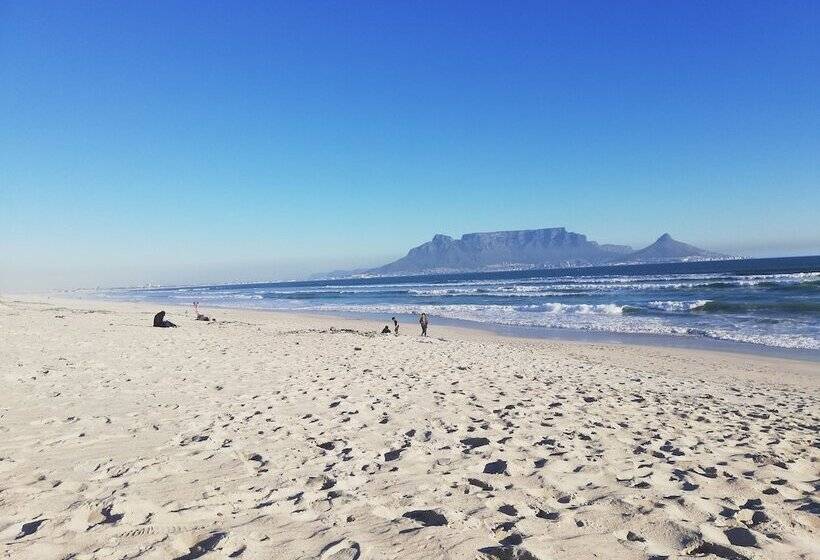 Bed and Breakfast Dolphin Inn Blouberg