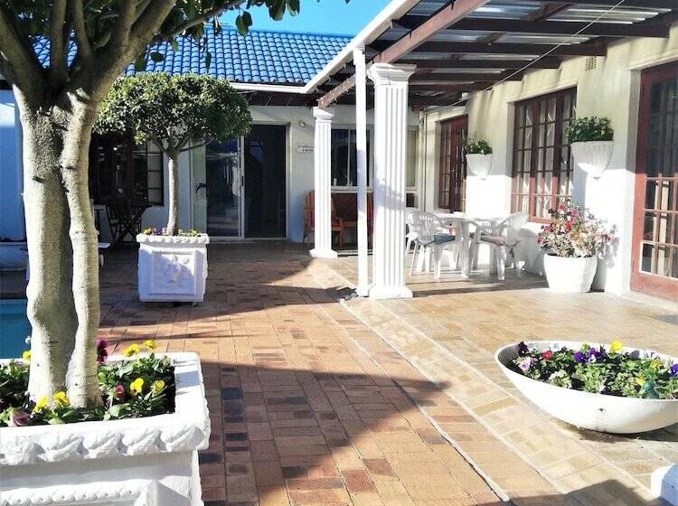 Bed and Breakfast Dolphin Inn Blouberg
