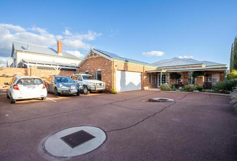 住宿加早餐  Durham Lodge