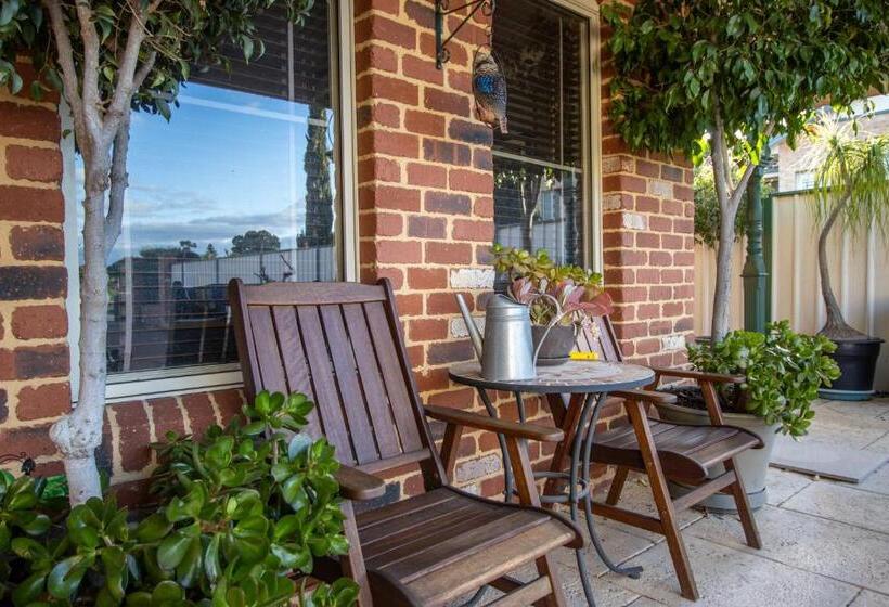 住宿加早餐  Durham Lodge