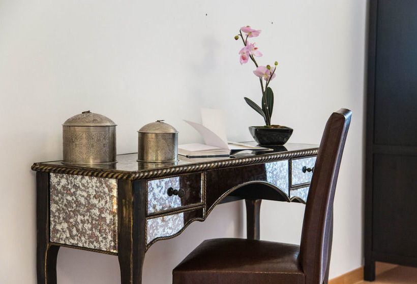 בית מלון כפרי Alcam Books