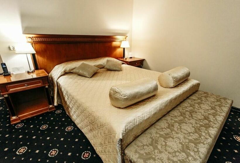 בית מלון כפרי Amur