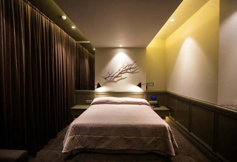 בית מלון כפרי Amur