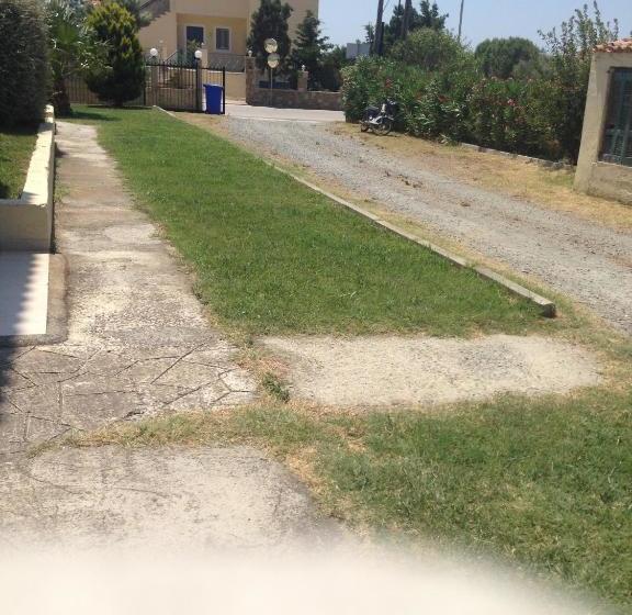 ホテル Aristi Studio Apartments