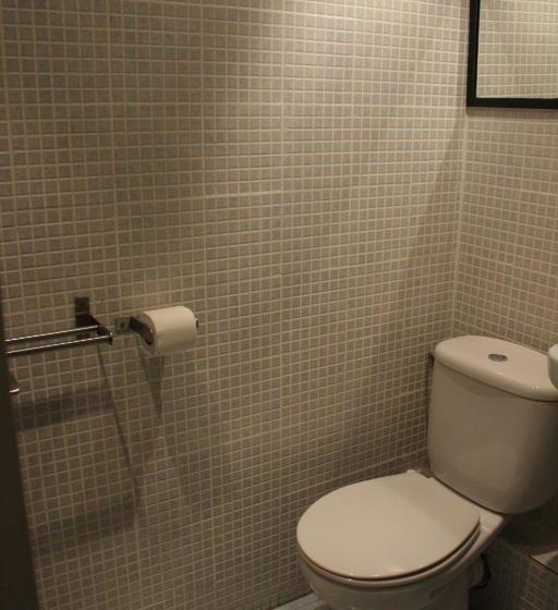 Отель Hostal Baires