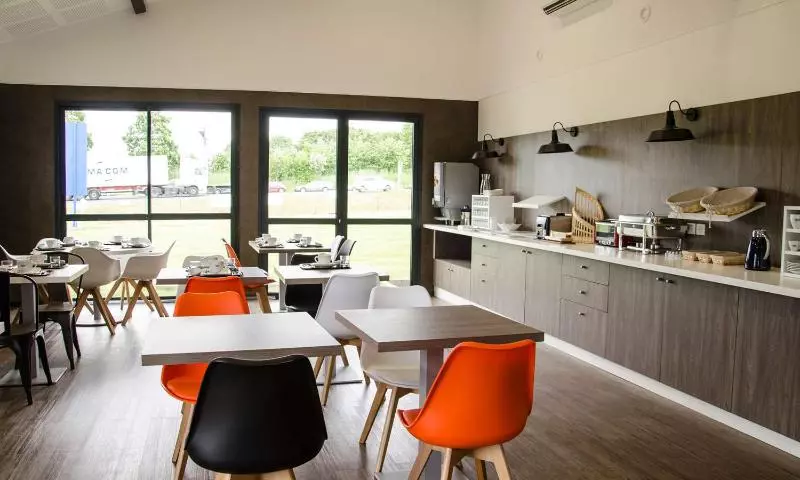 ホテル Best Western Hôtel Agen Le Passage, Agen Sud