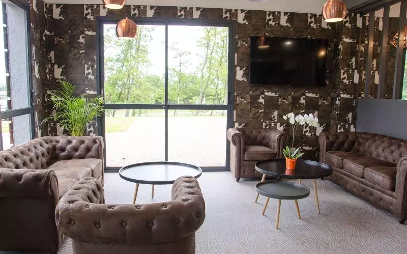 ホテル Best Western Hôtel Agen Le Passage, Agen Sud