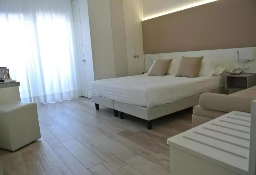 ホテル Bologna