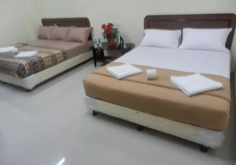 هتل Casa Villa Selayang Batu Caves