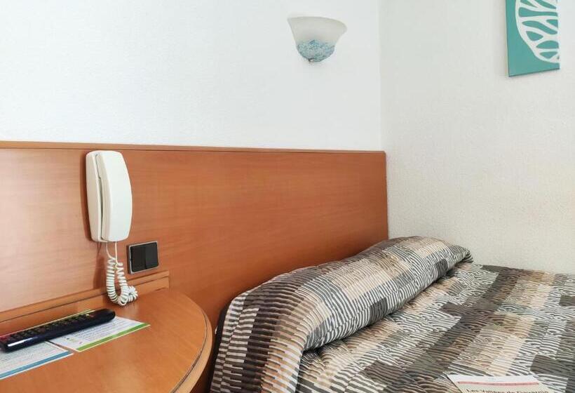 ホテル Compostelle