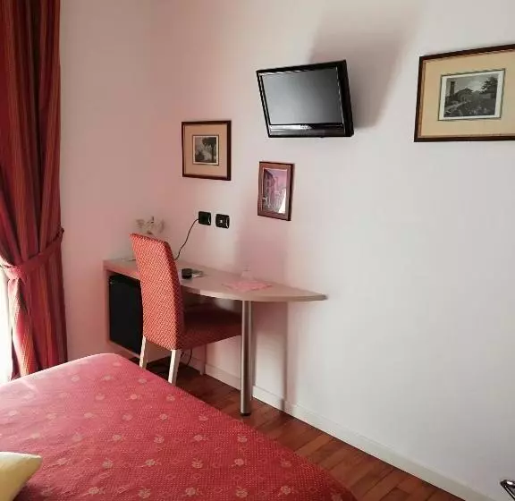 Hotel Fioroni