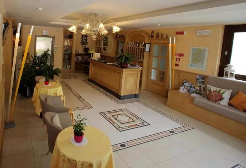Hotel Fioroni