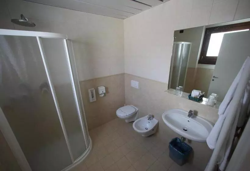 Hotel Fioroni