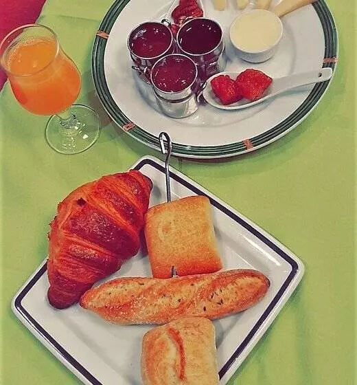 ホテル Hôtel Des Vosges
