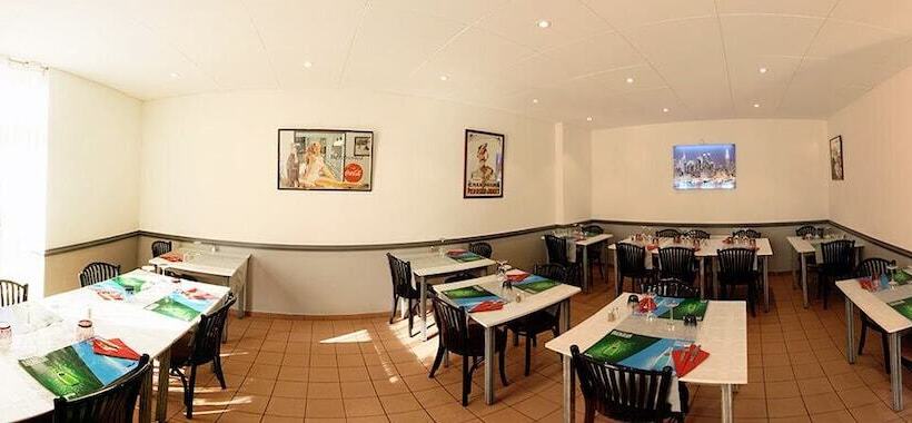 فندق Hôtel Des Vosges