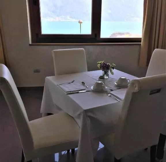 ホテル Il Castello di Lovere
