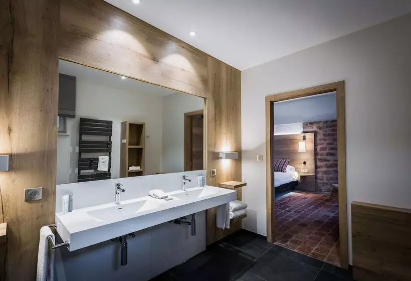 ホテル L'auberge Du Cheval Blanc Et Spa