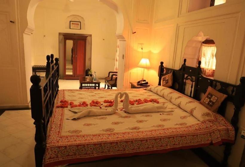 Отель Mahalkhas Palace