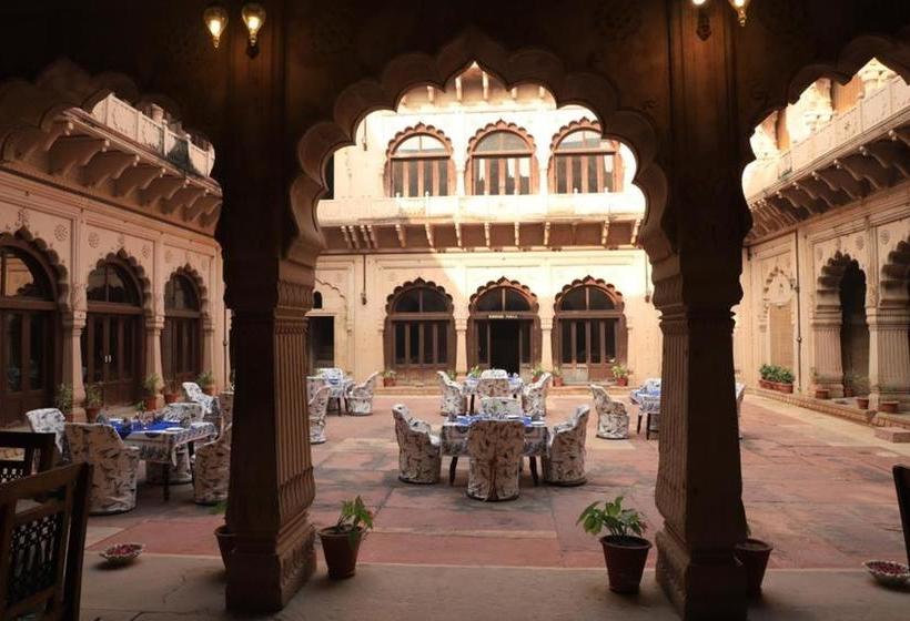 Отель Mahalkhas Palace