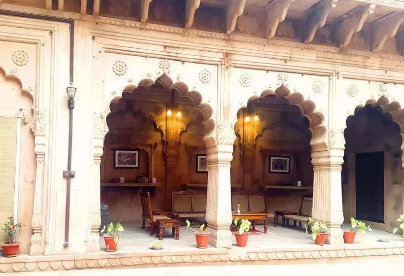 ホテル Mahalkhas Palace