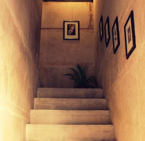 Отель Mahalkhas Palace