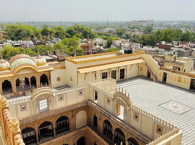 ホテル Mahalkhas Palace