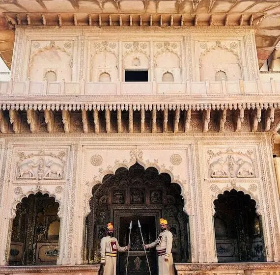 ホテル Mahalkhas Palace