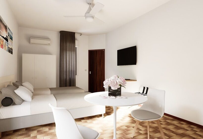 فندق Residence Villa Giardini