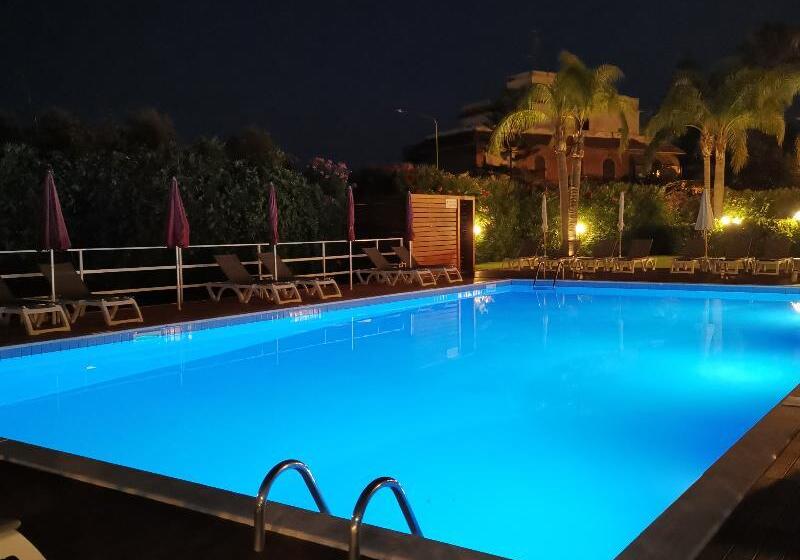 فندق Residence Villa Giardini