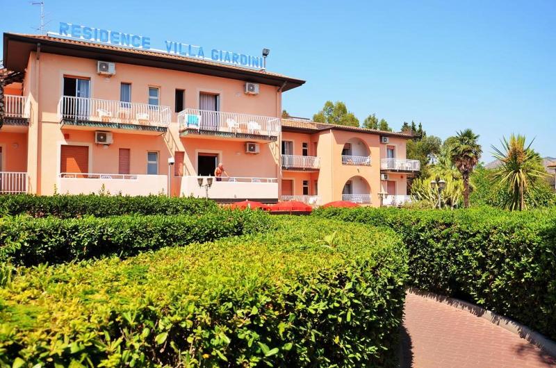 فندق Residence Villa Giardini