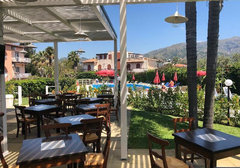 فندق Residence Villa Giardini