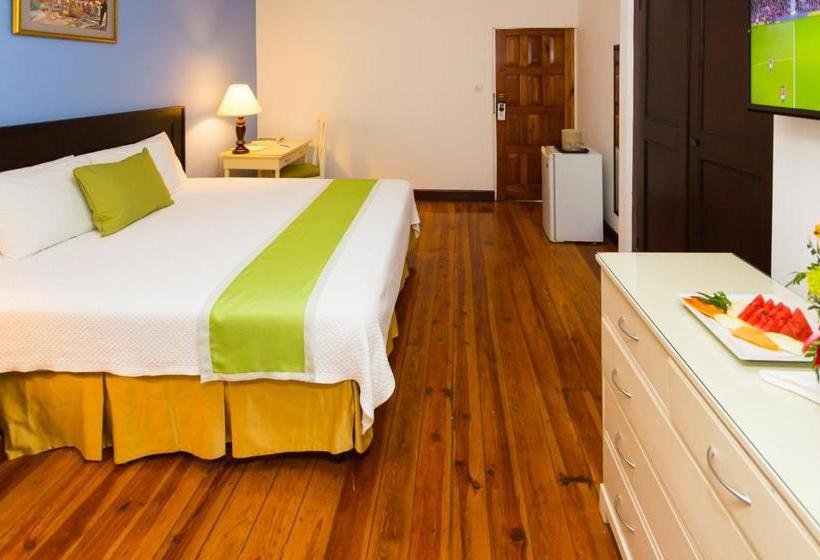 هتل The Liguanea Club