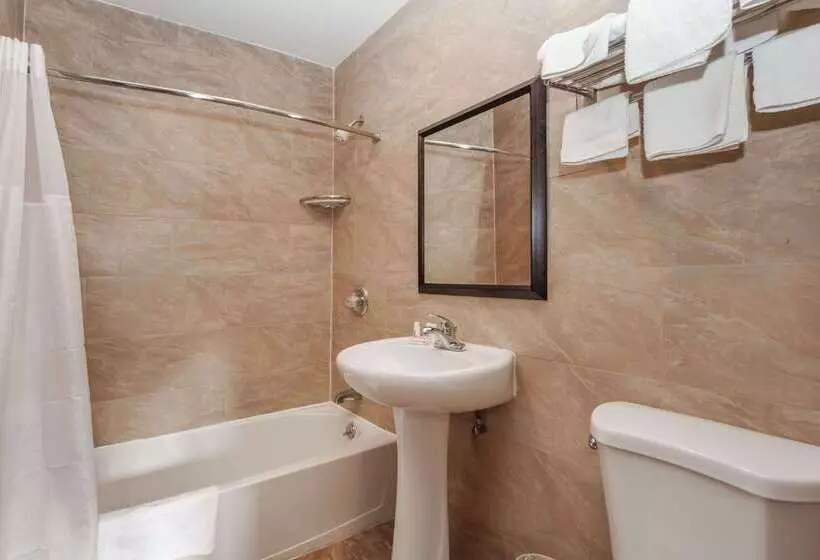 ホテル Travelodge By Wyndham Jersey City