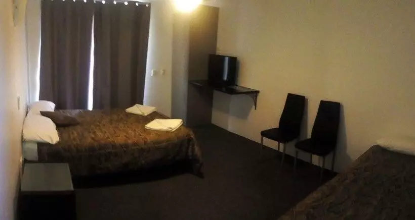 Riverpark Maroochy Motel