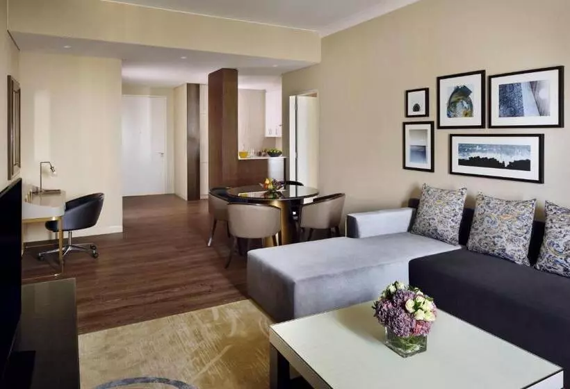 Marriott Executive Apartments Downtown Abu Dhabi
