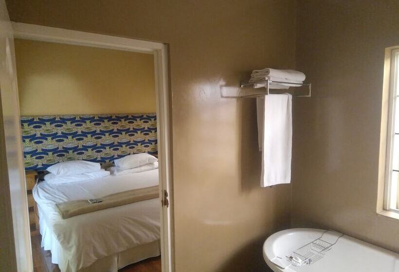 פנסיון Sleepy Gecko Guest House