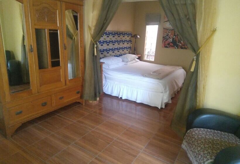 פנסיון Sleepy Gecko Guest House