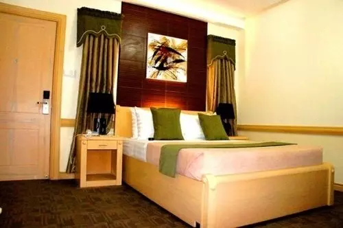 Phela Grande Residences