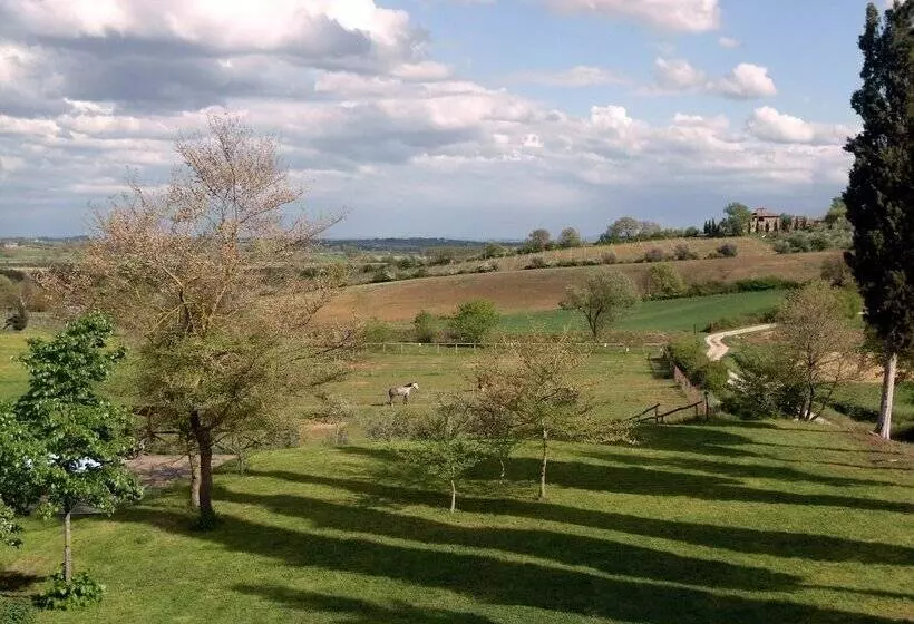 Podere Pievina Delle Corti Dimora Di Campagna