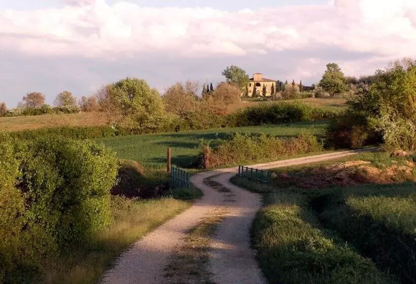 Podere Pievina Delle Corti Dimora Di Campagna