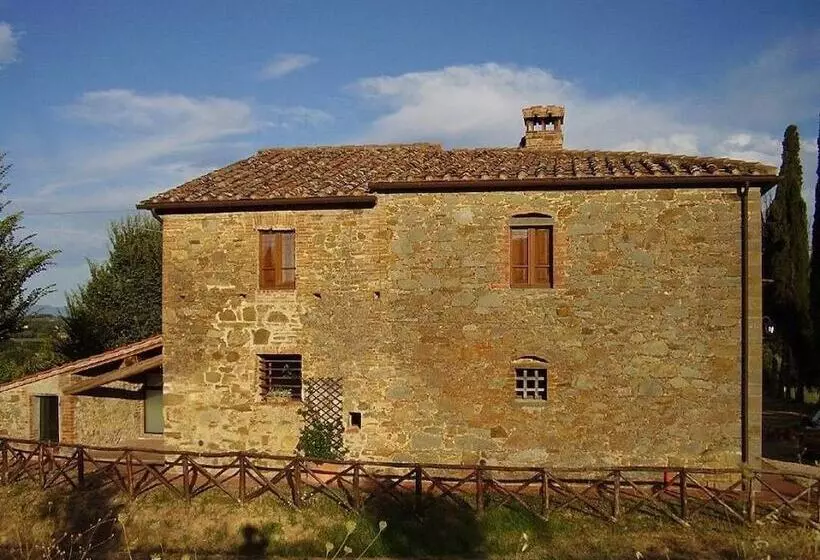 Podere Pievina Delle Corti Dimora Di Campagna