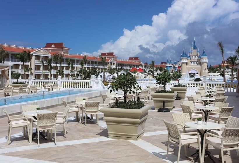 استراحتگاه Bahia Principe Fantasia Punta Cana - All Inclusive
