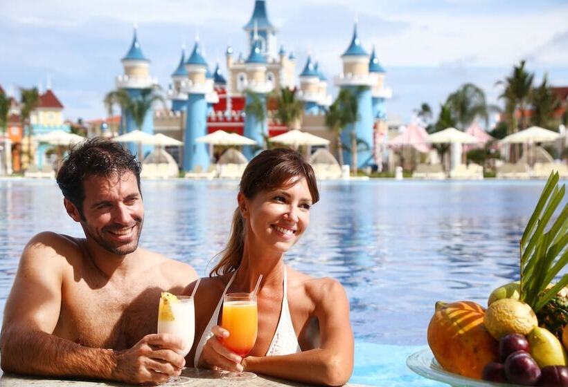 استراحتگاه Bahia Principe Fantasia Punta Cana - All Inclusive