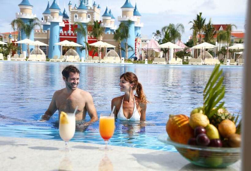 استراحتگاه Bahia Principe Fantasia Punta Cana - All Inclusive