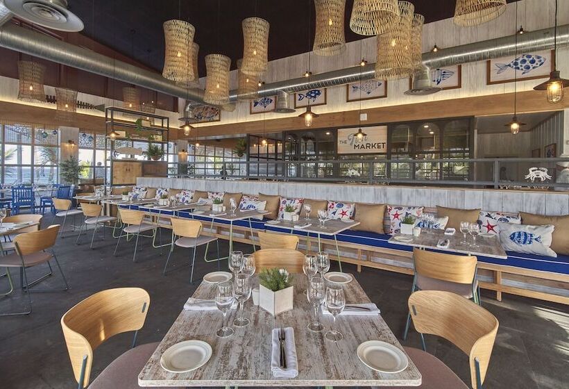 استراحتگاه Bahia Principe Fantasia Punta Cana - All Inclusive