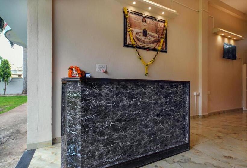 בית מלון כפרי Nirvana Greens