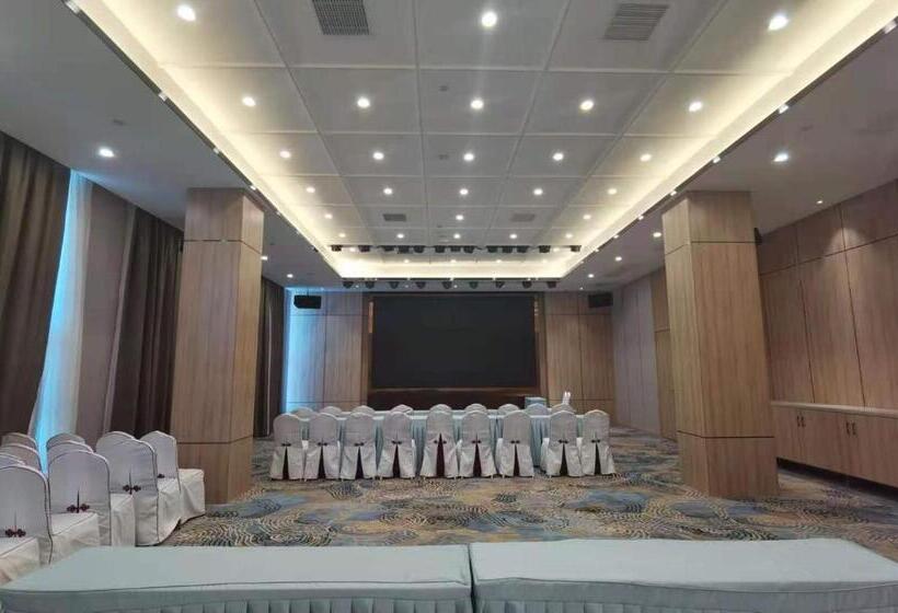 莫林酒店(moning Hotel）