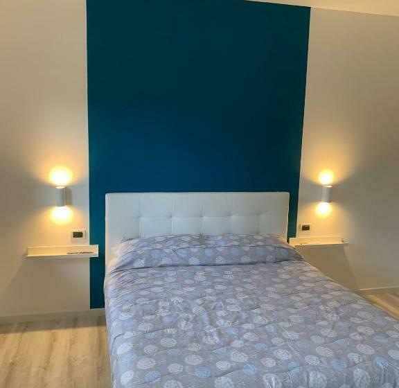 Panzió La Bussola Airport Affitta Camere